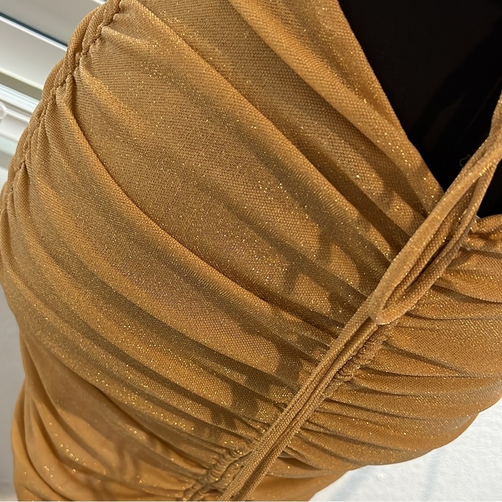 ✨Oh Polly Mini Dress in Gold✨ - NWT Size S(2) - Picture 6 of 17